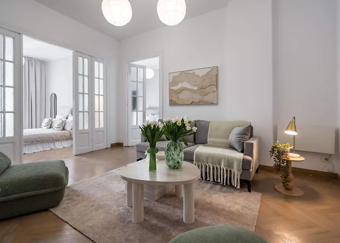 Stunning 3Br - Balcony Overlooking Calea Victoriei